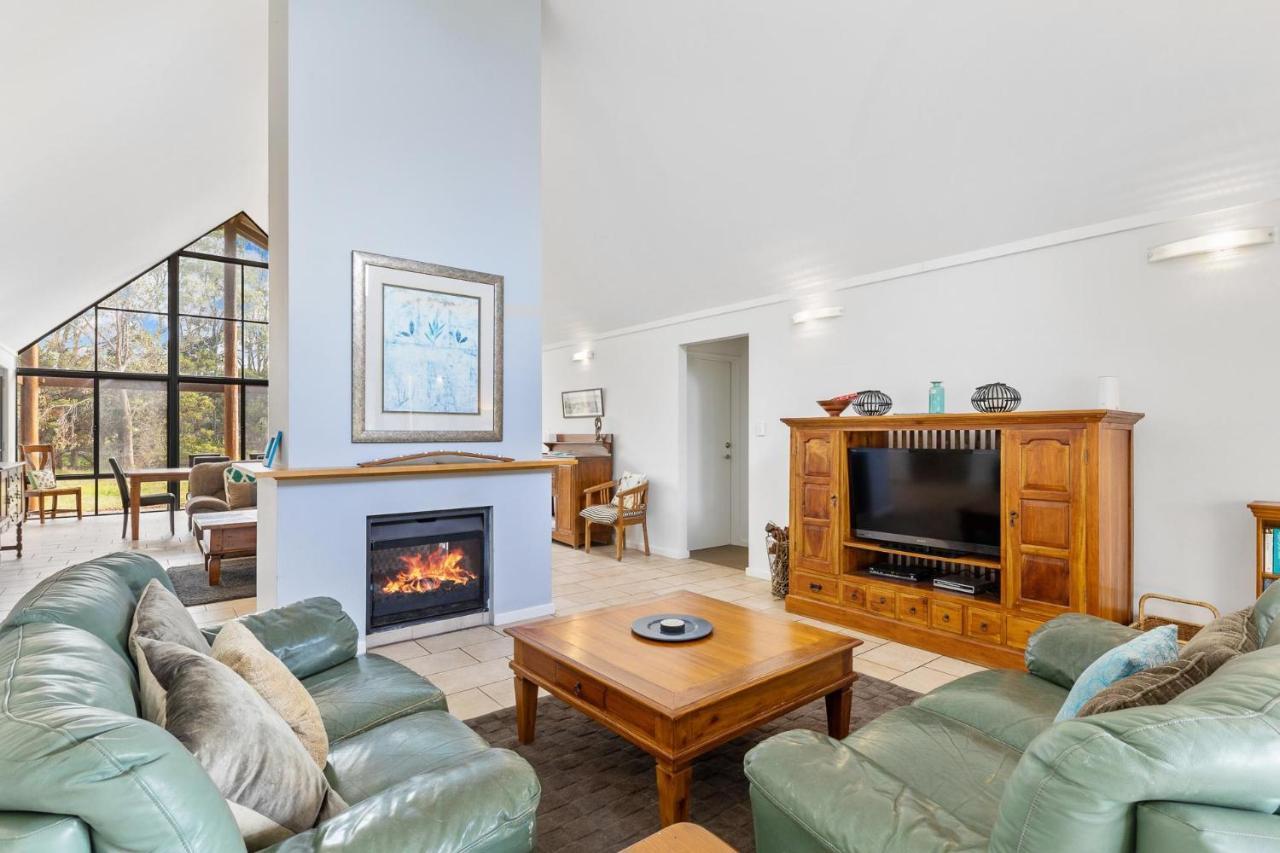 Kangaroo Retreat - Family Favourite Bush Retreat With Kangaroos In Margaret River